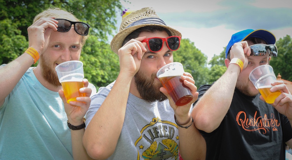 SHREWS NEWS WITH STORY AND VIDEO Thousands of people flocked to the Shrewsbury Food Festival in Quarry park on Saturday. Jason Postans, Geoff Fisher Grant Postans enjoying the sunshine and ale. PIC PETER SHAH